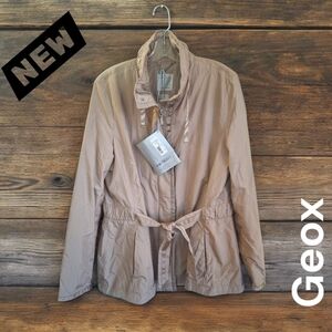 NEW NWT Geox Women's Tan Jacket - Lots Of Lovely Details